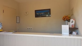 88 Wallace Court Motel