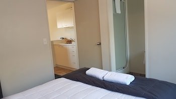 88 Wallace Court Motel