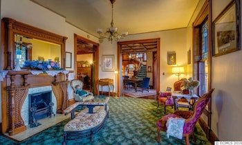 Hancock House Bed And Breakfast
