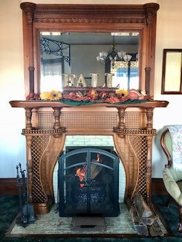 Hancock House Bed And Breakfast