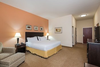 Holiday Inn Express & Suites Lafayette East