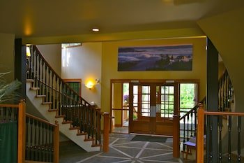 The Pinnacle Lodge