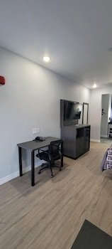 Platinum Inn