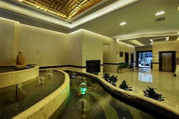 Hongfeng Hotel