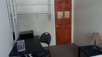 Crestview Guest House