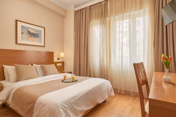 Athos Hotel