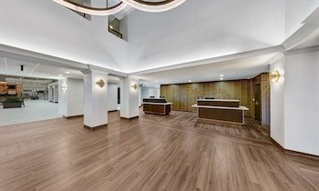Embassy Suites by Hilton Milwaukee Brookfield