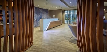 SpringHill Suites Medford Airport