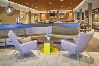SpringHill Suites Medford Airport