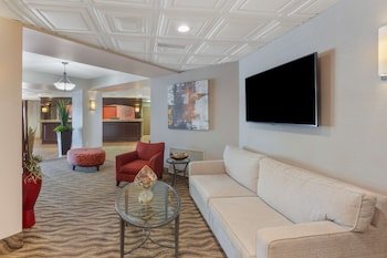 Best Western Plus Rose City Suites