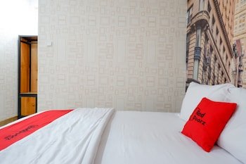 Omar Hotel by Reddoorz