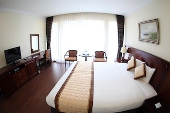 Song Hong Resort