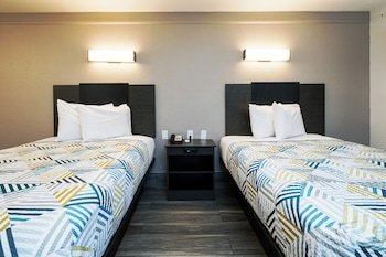 Motel 6 Baytown, TX - Garth Rd