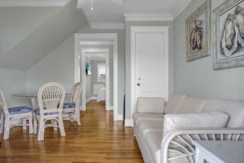 Carolina Beach Inn