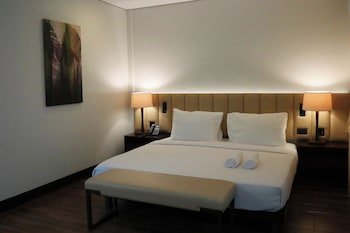Dolores Tropicana Resort & Hotel