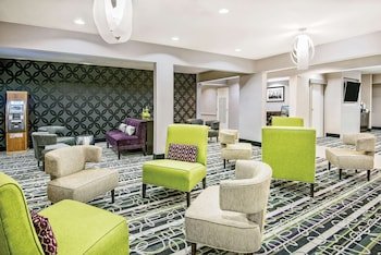 La Quinta Inn & Suites by Wyndham The Woodlands/Spring
