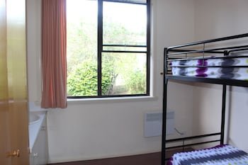 SJ Hostel