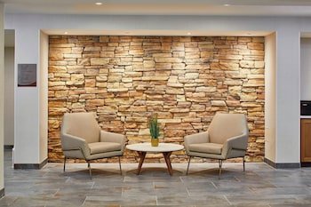 Fairfield Inn & Suites Albany Airport