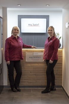 Mey Hotel