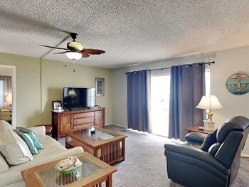 Sand Caper by RedAwning