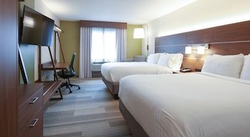 Holiday Inn Express Hotel & Suites Cincinnati SE Newport