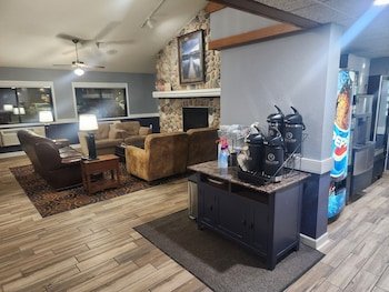 AmericInn by Wyndham Austin