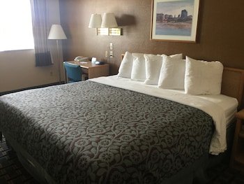 Days Inn by Wyndham Hurricane/Zion National Park Area