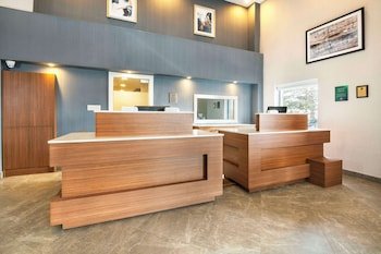 Quality Suites Whitby