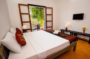 Base Villa Phnom Penh