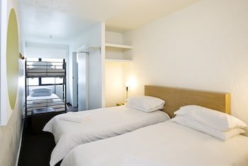 Silverski Hotel and Apartments