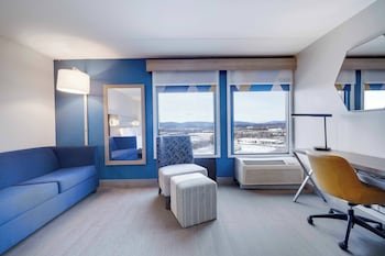 Holiday Inn Express Wilkes-Barre East