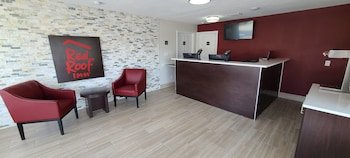 Red Roof Inn Byron