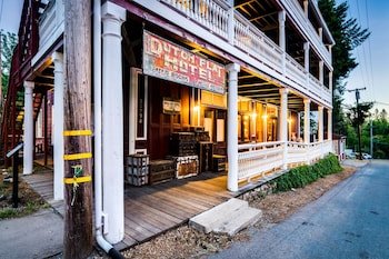 The Grand Dutch Flat Hotel