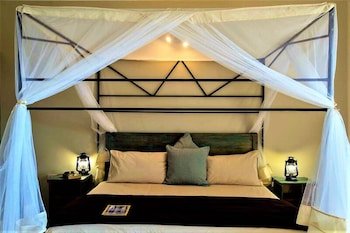Maun Waterfront Guesthouse