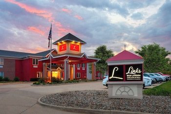 Links Bos Landen Hotel & Spa of Pella, Trademark by Wyndham