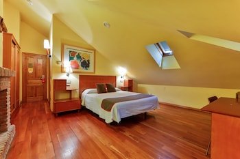 Hostal La Chata By OYO Rooms