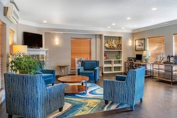 Elizabeth Oceanfront Suites, an Ascend Hotel Collection Member