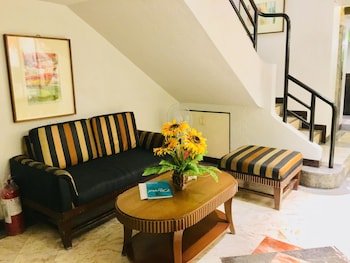 Jupiter Suites