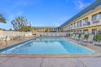 Motel 6 King City CA