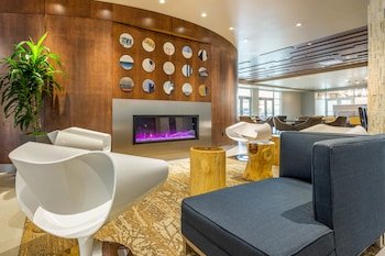 Cambria Hotel Milwaukee Downtwn