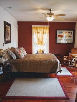 The Avanti House
