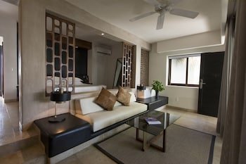 Thompson Zihuatanejo A Beach Resort by Hyatt