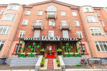 Hotel & Hostel Lucky