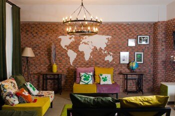 Hotel & Hostel Lucky