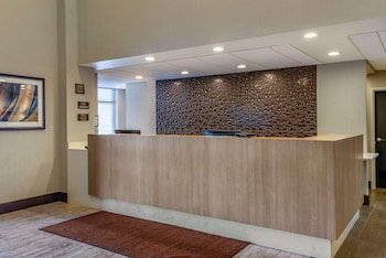 Comfort Suites