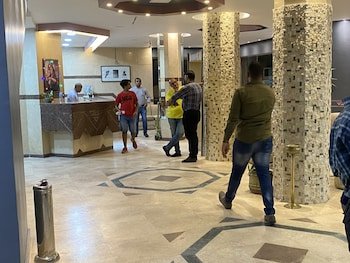 Karnak Hotel