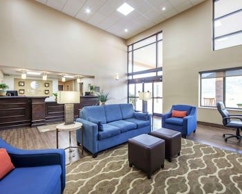 Comfort Inn At Royal Blue