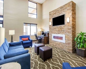 Comfort Inn At Royal Blue