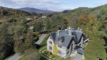 Castle Hill Resort & Spa