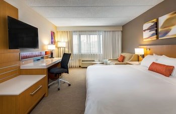 Delta Hotels Utica
